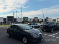 Usata Lancia Delta Silver 120 CV (88 kW) 2012 Grigio Utilitaria