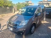 Usata Peugeot Partner Tepee Active 99 CV (72 kW) 2016 Grigio Monovolume
