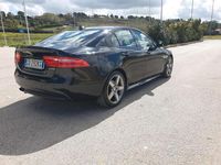 Usata Jaguar XE R-Sport 180 CV (132 kW) 2015 Nero Berlina