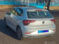 Usata VW Polo 80 CV (58 kW) 2023 Grigio Utilitaria