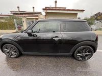 Usata Mini ONE 75 CV (55 kW) 2019 Nero Utilitaria