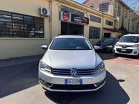 Usata VW Passat Comfortline 105 CV (77 kW) 2014 Argento Station wagon