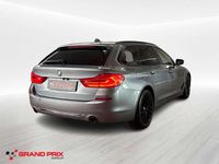 Usata BMW 520 Sport Line 191 CV (140 kW) 2019 Grigio Station wagon