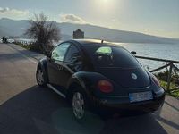 Usata VW New Beetle 90 CV (66 kW) 1999 Nero Utilitaria
