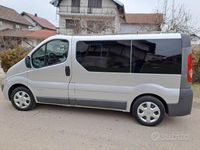 Usata Renault Trafic 145 CV (106 kW) 2008 Argento Monovolume