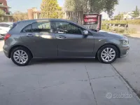 Usata Mercedes A200 Executive 136 CV (100 kW) 2013 Grigio Utilitaria