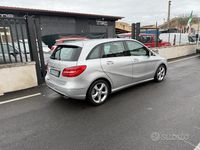 Usata Mercedes B180 Premium 108 CV (79 kW) 2012 Grigio Monovolume