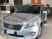 usata Toyota RAV4 2.2 D-4D 150 CV Lounge