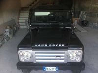 Usata Land Rover Defender SE 122 CV (89 kW) 2009 Nero SUV