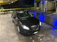 Usata Lancia Delta 120 CV (88 kW) 2014 Utilitaria