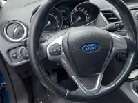 Begagnad Ford Fiesta 75 HK (55 kW) 2013 Blå Halvkombi