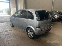 Usata Opel Meriva Enjoy 105 CV (77 kW) 2006 Beige Monovolume