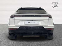 Usata Lamborghini Urus 666 CV (489 kW) 2025 Bianco monocerus SUV