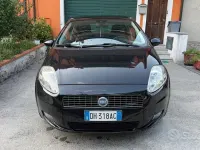 Usata Fiat Grande Punto Emotion 95 CV (69 kW) 2007 Nero Utilitaria
