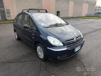 Usata Citroën Xsara Picasso 109 CV (80 kW) 2008 Blu Monovolume