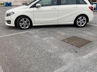 Usata Mercedes B180 109 CV (80 kW) 2018 Bianco Utilitaria