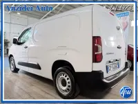 Usata Fiat Doblò 102 CV (75 kW) 2023 Bianco pastello Monovolume