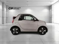 Usata Smart ForTwo Electric Drive Passion 41 kW (56 CV) 2022 Grigio Cabrio