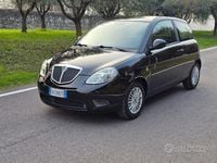Usata Lancia Ypsilon 60 CV (44 kW) 2010 Nero Utilitaria