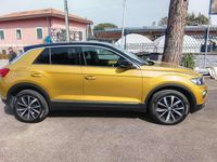 Usata VW T-Roc Advance 150 CV (110 kW) 2019 Oro SUV