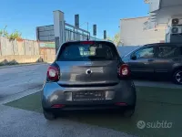 Usata Smart ForFour Prime 71 CV (52 kW) 2016 Grigio Utilitaria