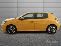 Usata Peugeot 208 Allure 101 CV (74 kW) 2021 Giallo Utilitaria