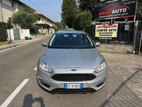 Begagnad Ford Focus Titanium 95 HK (69 kW) 2015 Grå Sedan