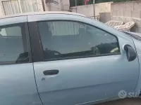 Usata Fiat Punto 80 CV (58 kW) 2000 Bluazzurro Utilitaria