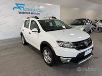 Usata Dacia Sandero Prestige 90 CV (66 kW) 2014 Bianco Berlina