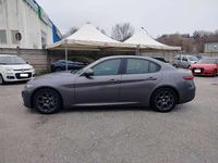 Usata Alfa Romeo Giulia Super 179 CV (131 kW) 2017 Grigio Berlina