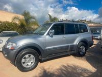 Usata Mitsubishi Pajero 163 CV (119 kW) 2005 Grigio SUV