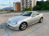 Usata Mercedes SLK320 218 CV (160 kW) 2000 Argento Cabrio