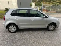 Usado VW Polo Comfortline 80 CV (58 kW) 2006 Gris Utilitario