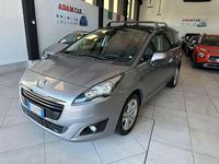 Usata Peugeot 5008 Access 114 CV (83 kW) 2015 Argento Monovolume