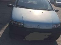 Usata Fiat Punto 60 CV (44 kW) 1999 Blu/azzurro Berlina