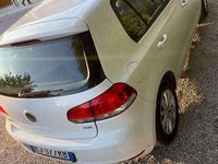 Usata VW Golf VI 105 CV (77 kW) 2011 Bianco Utilitaria