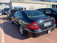 Usata Mercedes E280 Avantgarde 177 CV (130 kW) 2005 Nero Berlina