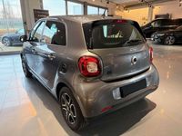 Usata Smart ForFour Electric Drive Passion 41 kW (56 CV) 2019 Grigio Utilitaria