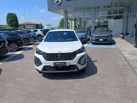Nuova Peugeot 2008 Style 136 CV (100 kW) 2026 Bianco okenite SUV
