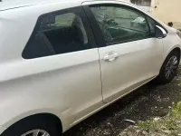 Usata Toyota Yaris 69 CV (50 kW) 2014 Bianco Utilitaria