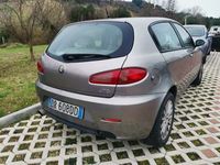 usata Alfa Romeo 147 5p 1.9 jtd Distinctive 120cv