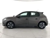 Usata Peugeot 208 Allure 101 CV (74 kW) 2023 Grigio Utilitaria