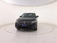 Usata VW T-Roc R-line 150 CV (110 kW) 2024 Deep black perlato SUV