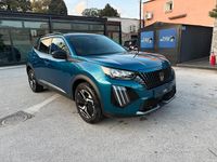 Usata Peugeot 2008 Allure 102 CV (75 kW) 2025 Verde SUV