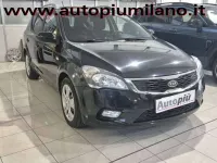 Usata Kia Ceed EX 125 CV (91 kW) 2010 Nero Utilitaria