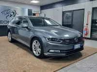 Usata VW Passat Highline 240 CV (176 kW) 2015 Grigio Station wagon