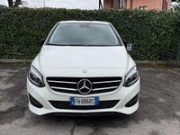 Usata Mercedes B200 Night 136 CV (100 kW) 2017 Bianco Utilitaria