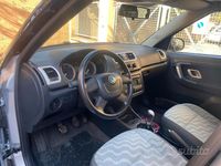 Usata Skoda Roomster 80 CV (58 kW) 2009 Grigio Monovolume