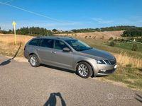 Usata Skoda Octavia G-TEC Executive 110 CV (80 kW) 2017 Grigio Station wagon