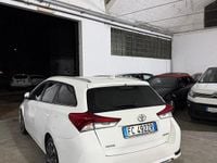 Usata Toyota Auris Lounge 111 CV (81 kW) 2016 Bianco Berlina